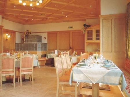 Gasthof Pitztaler Hof Wenns Exterior photo